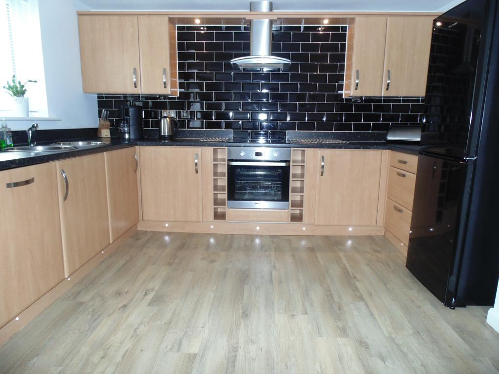 Awel Y Mor Apartment Llanelli Bagian luar foto